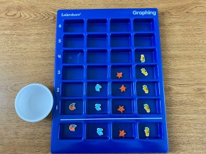 make a graph bar with mini erasers co.